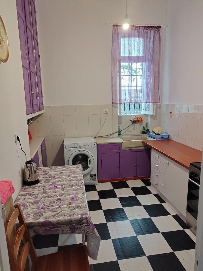 Комната Pilika 4Room With Shared Bath Atena Exterior foto