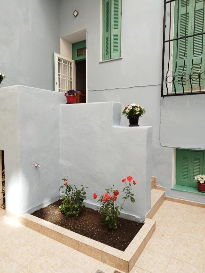 Комната Pilika 4Room With Shared Bath Atena Exterior foto
